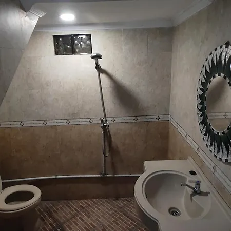 Tirto 27 Homestay Yogyakarta Exterior photo