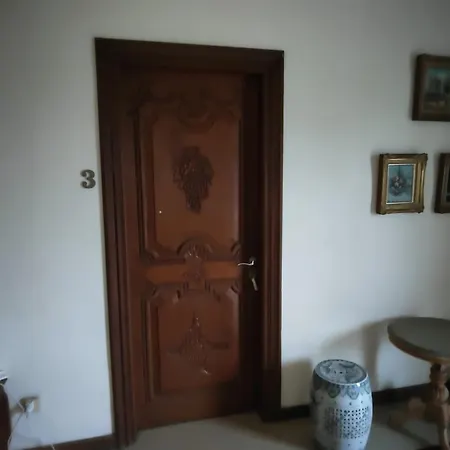 Tirto 27 Homestay Yogyakarta Exterior photo